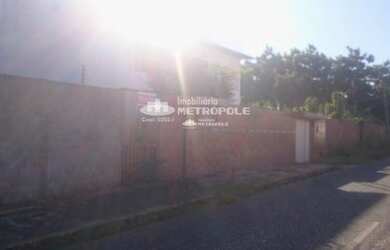 Imagem: A casa possui 4 Dormitórios, 1 Banheiro, 180m² de Área e