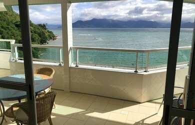 Imagem: O apartamento possui 4 Dormitórios, 1 Banheiro, 2 Vagas na