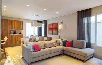 Imagem: A casa em condomínio possui 4 Dormitórios, 4 Banheiros, 3