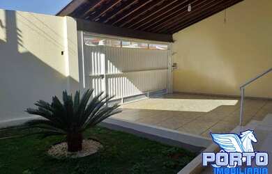 Imagem: A casa à venda possui 4 Dormitórios, 2 Banheiros, 2 Vagas