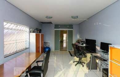 Imagem 10: Sobrado com piscina. Piscina, 270m² de Área, 5 Vagas na garageme4 Dormitórios