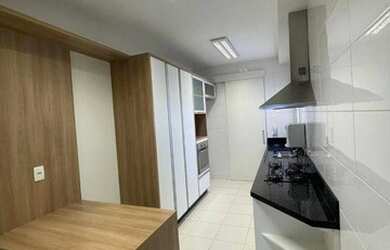 Imagem: O apartamento possui 3 Dormitórios, 3 Banheiros, 106m² de