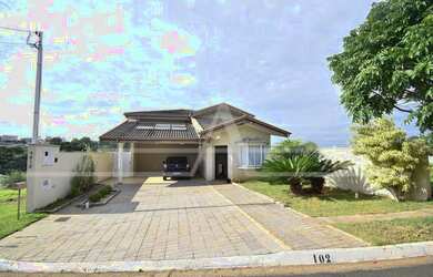 Imagem: A casa em condomínio possui 3 Dormitórios, 5 Banheiros, 4