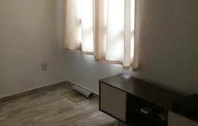 Imagem: O apartamento e possui 2 Dormitórios, Suítes, 1 Banheiro