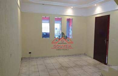 Imagem: A casa possui 2 Dormitórios, 1 Banheiro, 1 Vaga na garagem