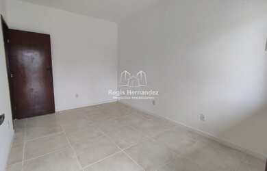 Imagem 2: Apartamentos Reformados no Porto - Ótima Oportunidade para Investidores...