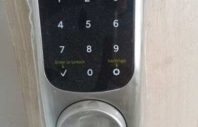 Imagem: A casa possui 3 Dormitórios, 4 Banheiros, 2 Vagas na garagem