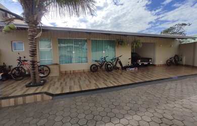 Imagem 1: Maravilhosa casa 3/4 com 2 suítes e piscina no residencial Porto Seguro...
