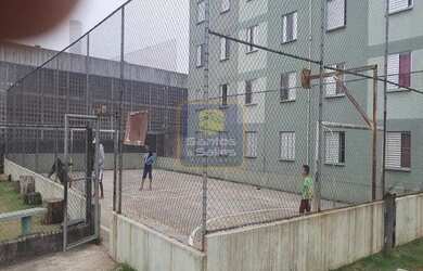 Imagem 8: Apartamento a venda em Fazenda da Juta, São Paulo. Em frente atrás da...