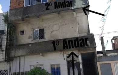 Imagem: A casa possui 5 Dormitórios e está localizado em Torrões