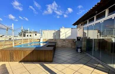 Imagem: O apartamento na cobertura possui 3 Dormitórios, 2 Banheiros