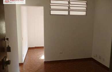 Imagem: O apartamento possui 1 Dormitório, 1 Banheiro, 29m² de Área