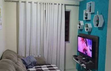 Imagem: A casa possui 2 Dormitórios, 1 Banheiro e 1 Vaga na garagem