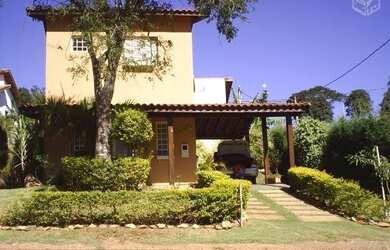 Imagem: A casa em condomínio possui 2 Dormitórios, 2 Banheiros, 113m²