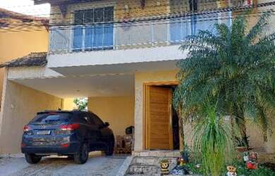 Imagem: A casa em condomínio possui 3 Dormitórios, 3 Banheiros, 2