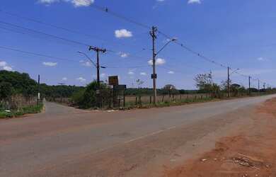 Imagem: O terreno possui 11560m² de Área e está localizado em Fazenda
