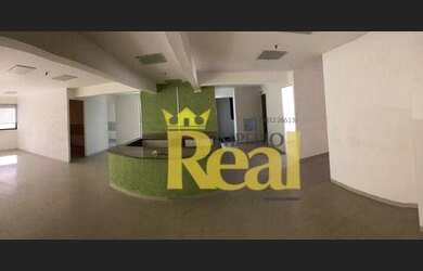 Imagem: O depósito possui 4 Vagas na garagem, 122m² de Área e está