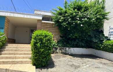 Imagem: O depósito possui 180m² de Área e está localizado em Jardim