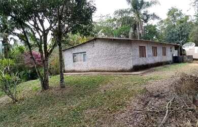 Imagem: A chácara possui 3.000m² de Área e está localizado em Simões