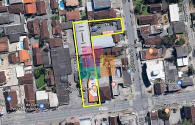 Imagem: O terreno possui 2.800m² de Área e está localizado em Anita