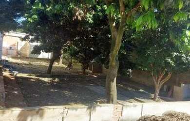 Imagem: O terreno possui 402m² de Área e está localizado em Jardim