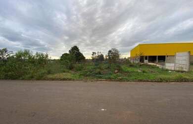 Imagem: O terreno possui 720m² de Área e está localizado em Guaíra