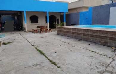 Imagem: A casa possui 2 Dormitórios, 2 Banheiros, 114m² de Área e