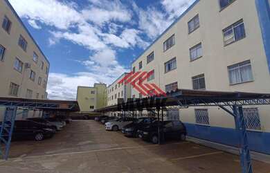 Imagem: O apartamento possui 3 Dormitórios, 1 Banheiro, 1 Vaga na garagem