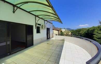 Imagem: O apartamento na cobertura possui 3 Dormitórios, 5 Banheiros