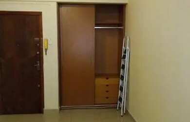 Imagem: A kitnet possui 1 Dormitório e 1 Banheiro e está localizado