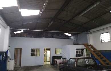 Imagem: O depósito possui 250m² de Área e está localizado em Jardim