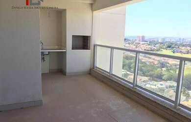 Imagem: O apartamento possui 3 Dormitórios, 1 Banheiro, 3 Vagas na