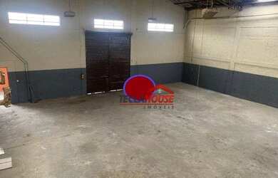 Imagem: O depósito possui 566m² de Área e está localizado em Cidade