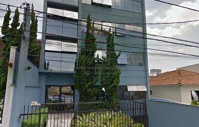 Imagem: O depósito para alugar possui 5 Vagas na garagem e 1200m²