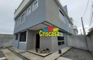 Imagem: A casa possui 3 Dormitórios, 1 Banheiro, 2 Vagas na garagem