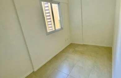 Imagem 2: Apartamento em Salvador. Piscina, Churrasqueira, VarandaeGuarda roupa