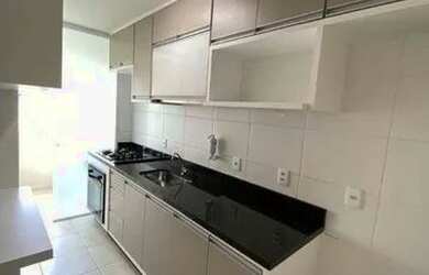 Imagem: O apartamento possui 2 Dormitórios, 1 Banheiro, 2 Vagas na