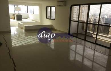 Imagem: O apartamento possui 4 Dormitórios, 5 Banheiros, 3 Vagas na