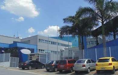 Imagem: O depósitoe possui 5 Vagas na garagem, 5157-0m² de Área está