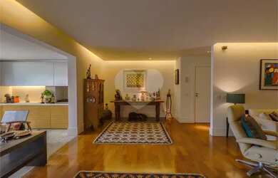 Imagem 4: Alto de Pinheiros. Piscina, Varanda, Área de serviçoe166m² de Área