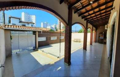 Imagem 6: Casa com piscina para venda no Jardim Aruan em Caraguatatuba