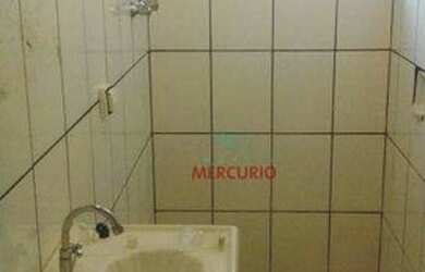 Imagem: A casa possui 2 Dormitórios, 3 Banheiros, 2 Vagas na garagem