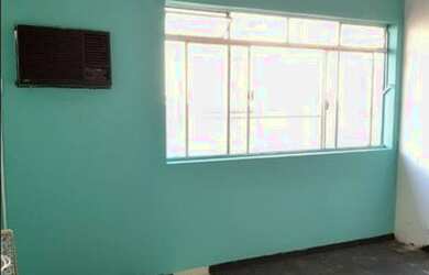 Imagem: O depósito possui 30m² de Área e está localizado em Vila