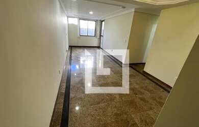 Imagem: O apartamento possui 3 Dormitórios, 3 Banheiros, 2 Vagas na