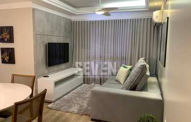 Imagem: O apartamento possui 2 Dormitórios, 2 Banheiros, 1 Vaga na