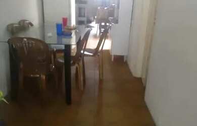 Imagem: A casa possui 3 Dormitórios, 2 Banheiros e está localizado