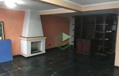 Imagem: A casa para alugar possui 3 Dormitórios, 4 Banheiros, 4 Vagas