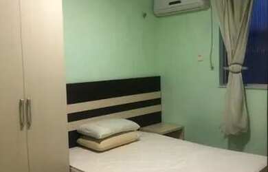 Imagem: O apartamento possui 2 Dormitórios, 1 Banheiro e 1 Vaga na