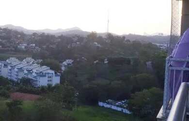 Imagem: O apartamento possui 3 Dormitórios, 2 Banheiros, 1 Vaga na