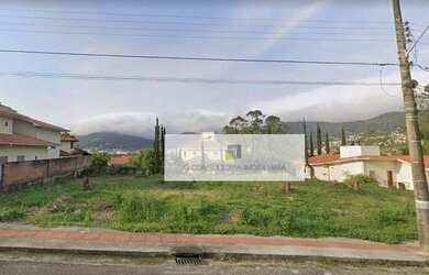 Imagem: O terreno possui 815m² de Área e Vista para o mar e está